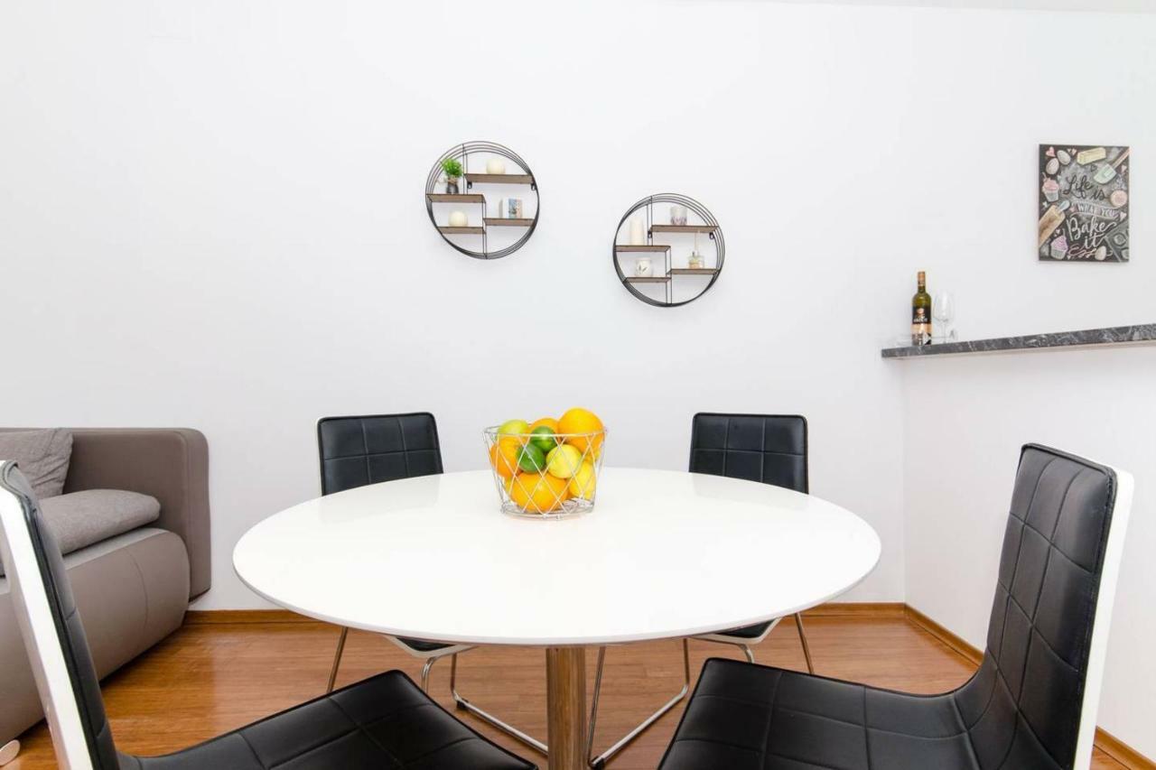 Apartment Sara Spalato Esterno foto